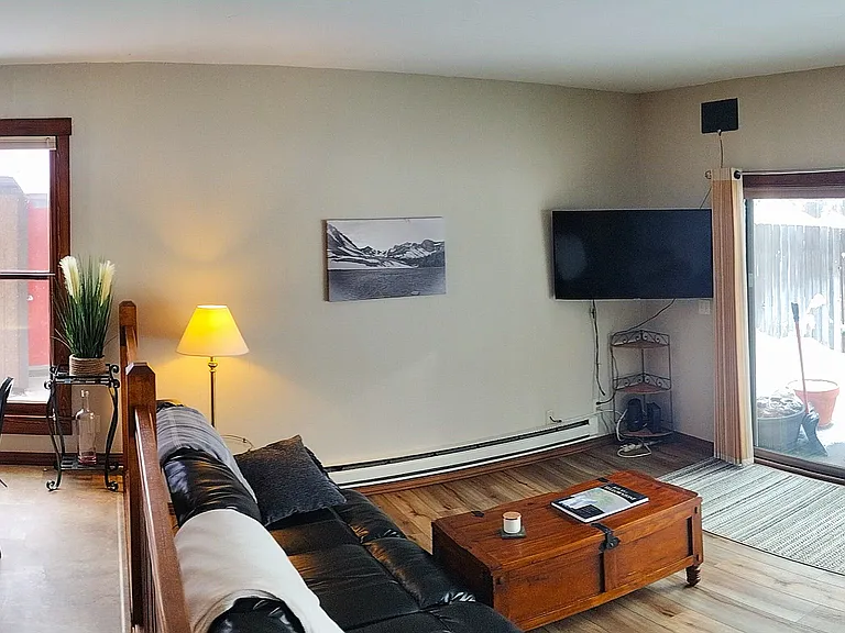 132 Hoffman Dr #A — Photo 1