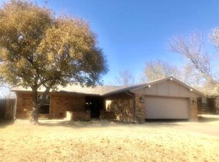 2316 NW 77th St, Lawton, OK 73505