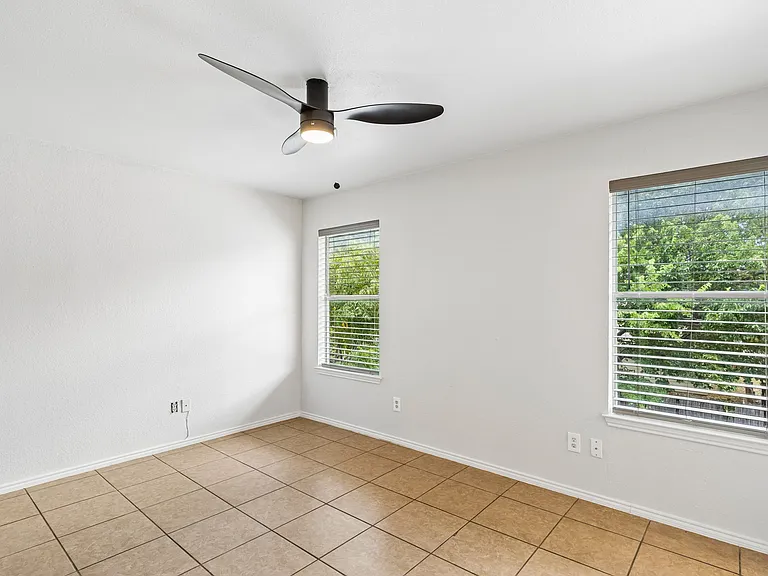 Master Looking to back of property