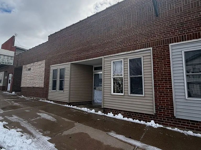 311 Main St — Photo 25