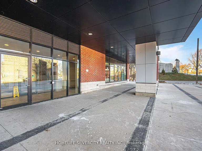 1 Wellington St #315 — Photo 3