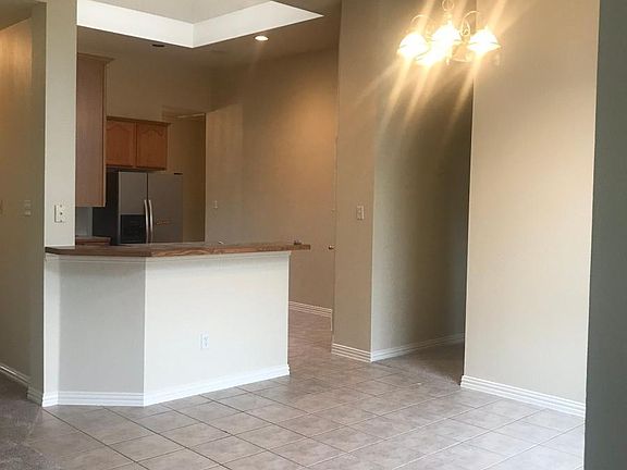 5th image of 161 Galleria Dr