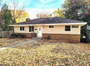 2956 Edgewood Ave N, Crystal, MN 55427
