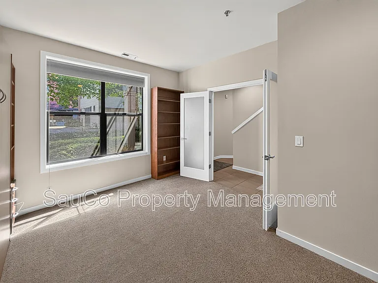 1420 NW 20th Ave — Photo 7
