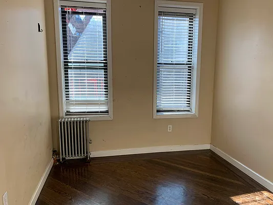 Rented by Voro, LLC | media 37