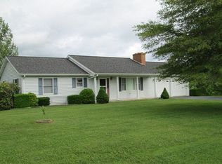 1587 Fairview Rd, Galax, VA 24333
