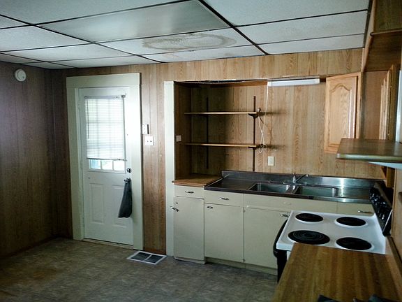 2nd image of 529 N 19th St