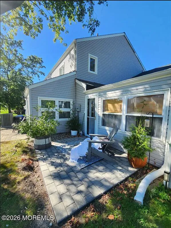 2 bed, 936 sqft, $2,600 — Photo 3