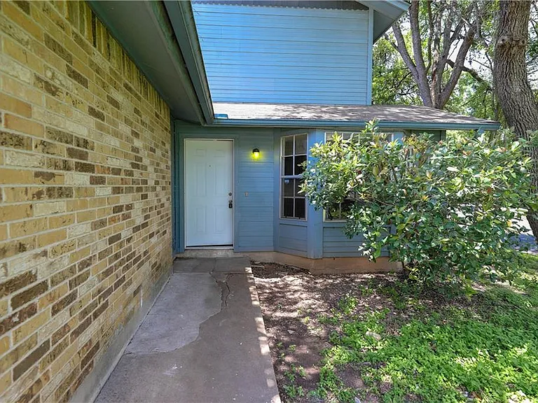 1700 Waterloo Trl #B — Photo 22