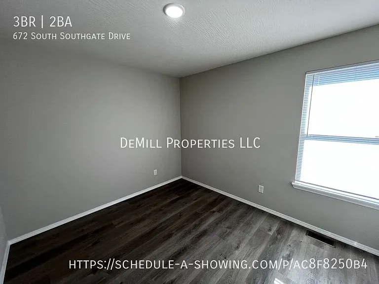 672 S Southgate Dr — Photo 17