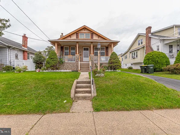 107 Center Ave, Willow Grove, PA 19090