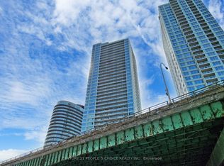 17 Bathurst St NW #1006, Toronto, ON M5V0N1