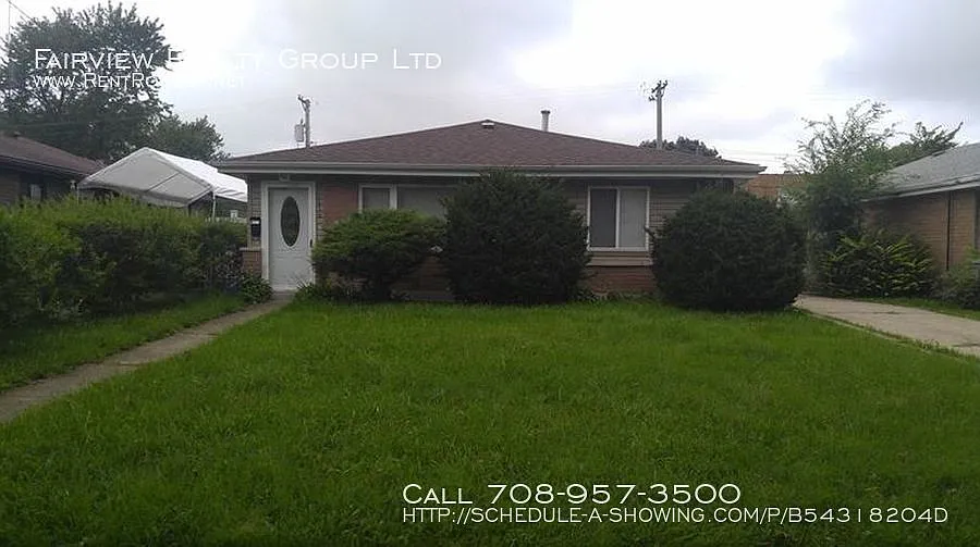 1412 Hirsch Ave photo 1