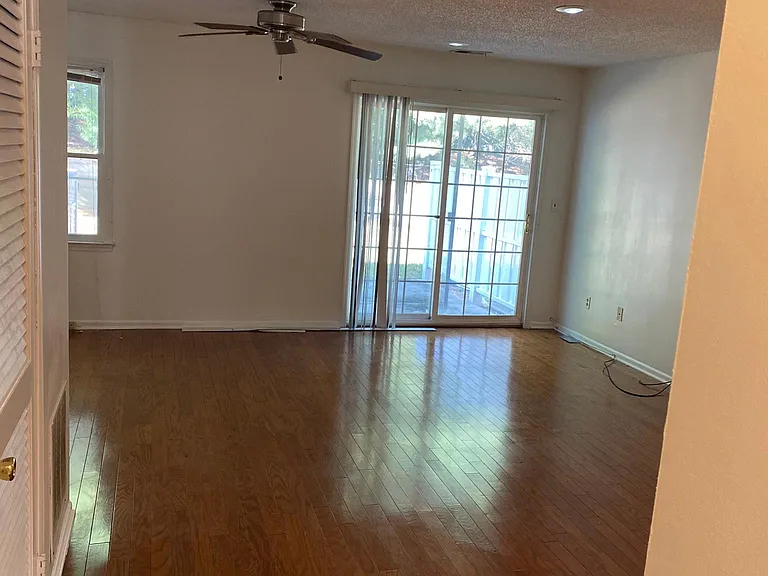 81 Woodmere Dr — Photo 6