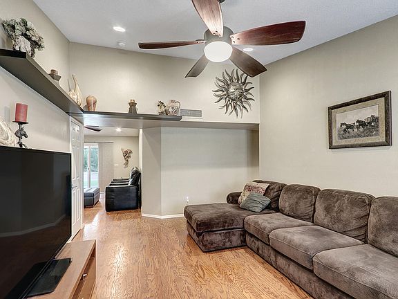 5th image of 6420 E Grandview Dr