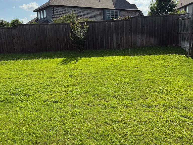 2408 Monroe Dr — Photo 13