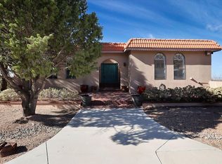 3301 Camino De La Sierra NE, Albuquerque, NM 87111