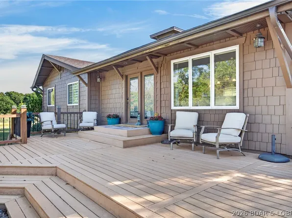 365 Cozy Cove Rd, Sunrise Beach, MO 65079