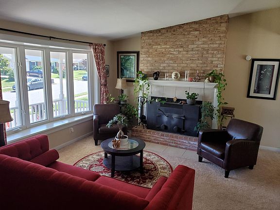 5th image of 510 Courtland Pl