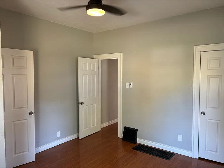 3527 Lorene St — Photo 9