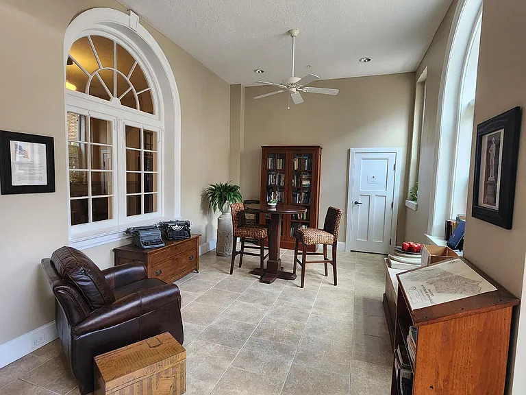 2525 College St #1105 — Photo 21