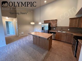1411 Evergreen Park Dr SW UNIT 301, Olympia, WA 98502