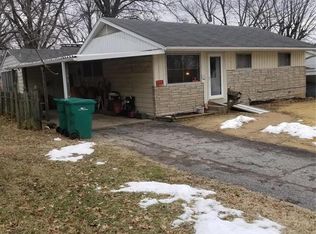 206 Ben Nevis Rd, Saint Louis, MO 63137