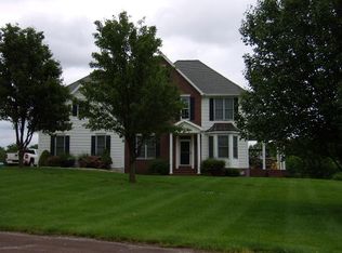 8 Easy St, Saint Joseph, MO 64507