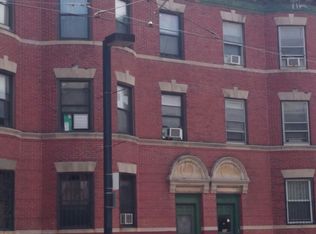 882 Huntington Ave, Jamaica Plain, MA 02130