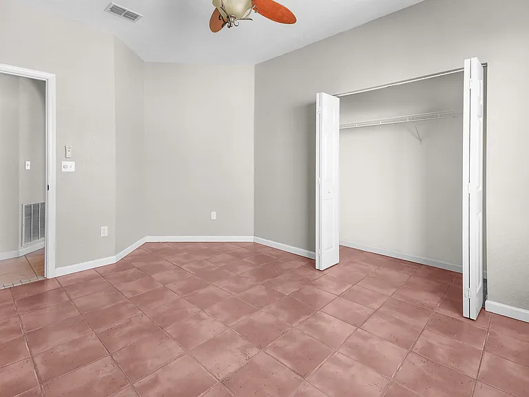 2221 Vista Cove Rd — Photo 19