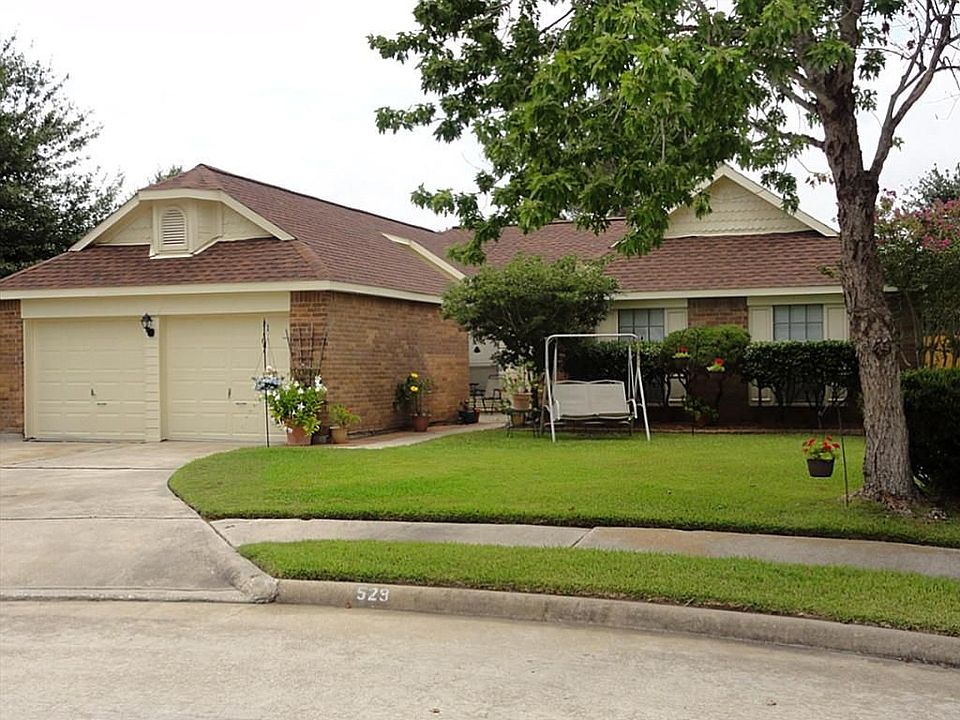 1st image of 529 Country Ln