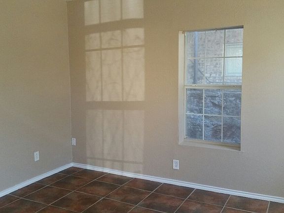 2nd image of 510 Jefferson St