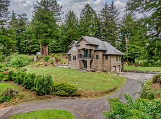 7405 Berta Rd, Eureka, CA 95503