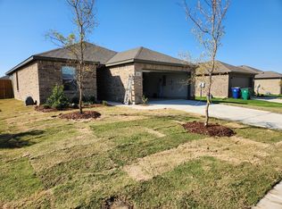 1405 Waverley Dr, Greenville, TX 75402