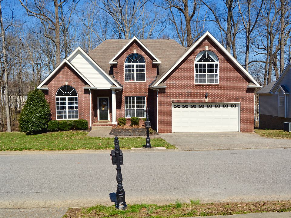 1st image of 333 Holly Ln