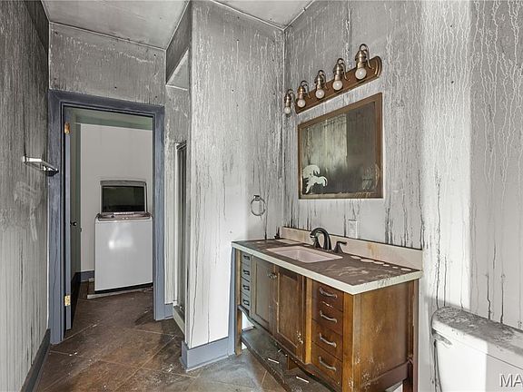 5th image of 2845 Nebraska Ave
