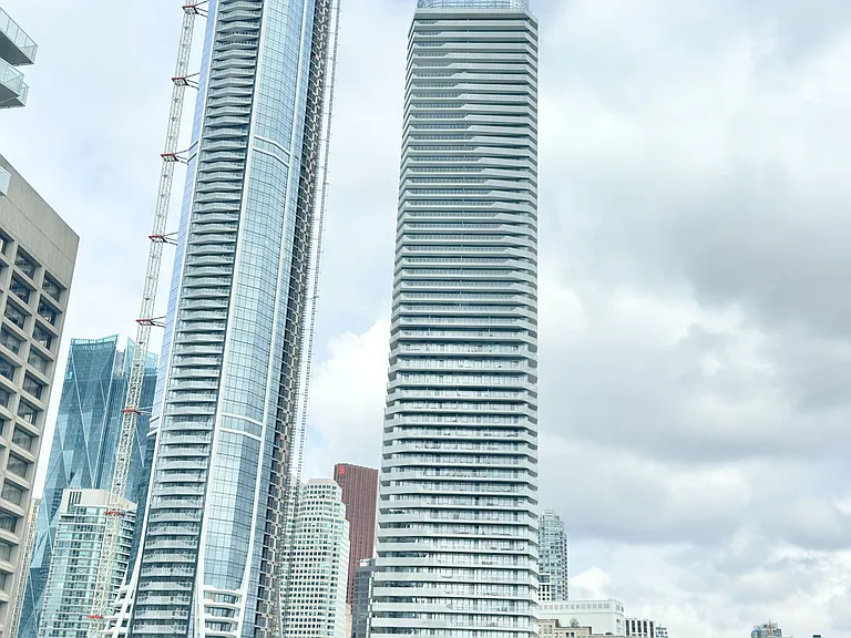 29 Queens Quay E #1026 — Photo 18