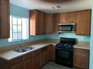 20009 Arminta St, Winnetka, CA 91306