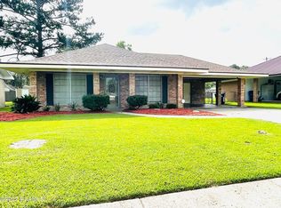 2006 Jake Dr, Opelousas, LA 70570