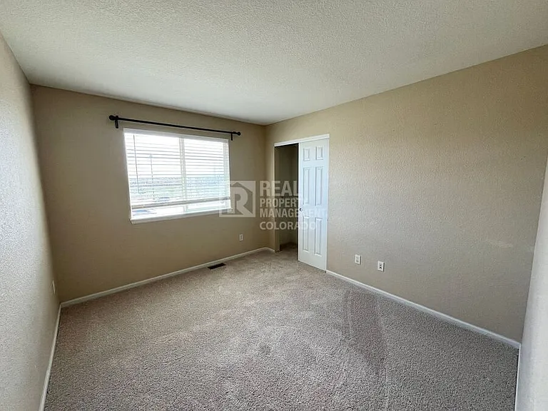 16700 E 104th Pl — Photo 15