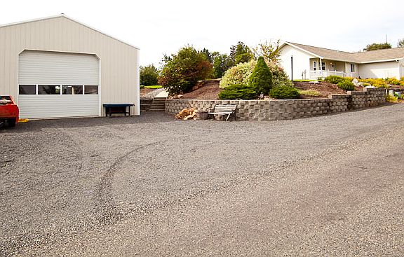 Home & Shop on .48 acre