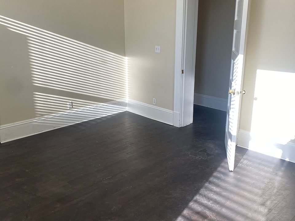 1st image of 202 N Washington St #302