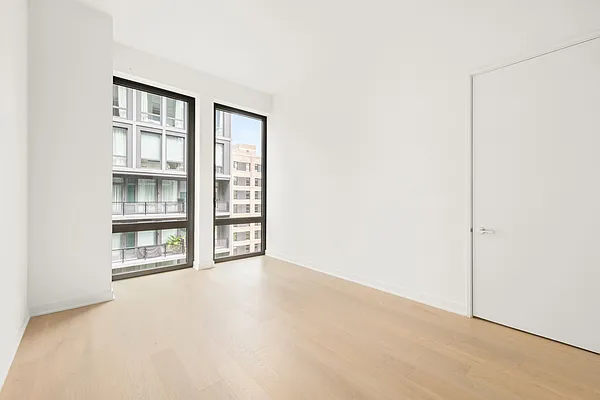 Rented by Douglas Elliman | media 14