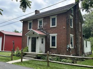 2229 Smith Rd, Stroudsburg, PA 18360