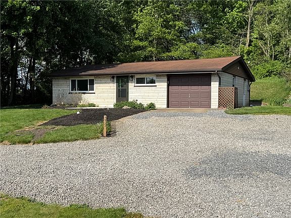 3rd image of 339 E Union Rd