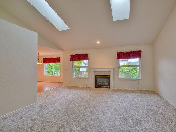 4th image of 12822 169th Street Ct E