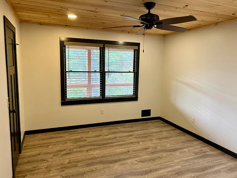 951 Elrod Rd — Photo 12