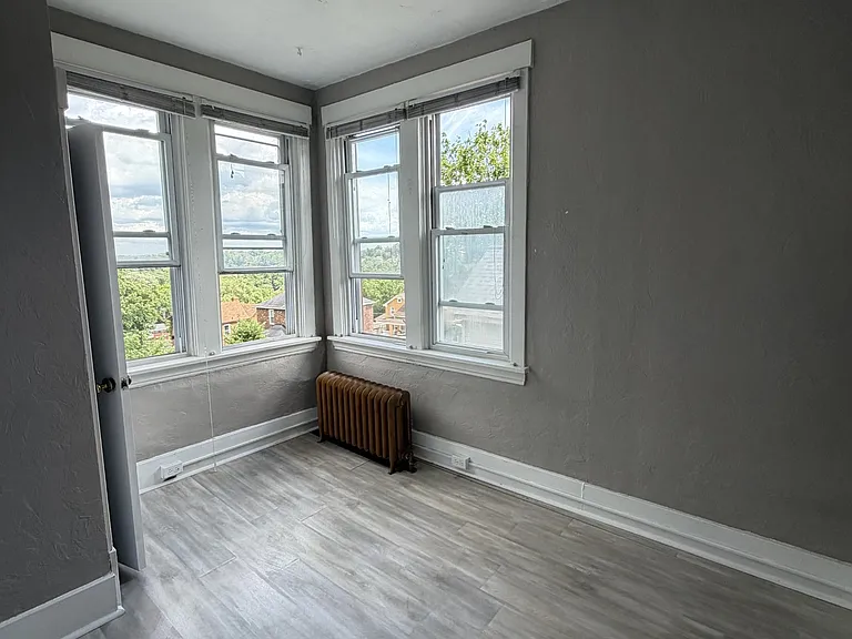 324 Spencer Ave #2 — Photo 8