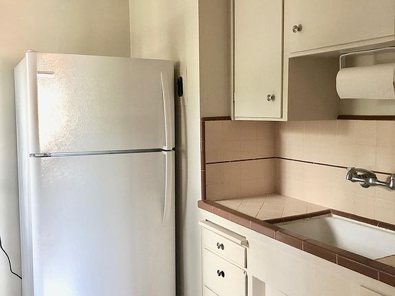 3rd image of 515 N San Pedro St #7