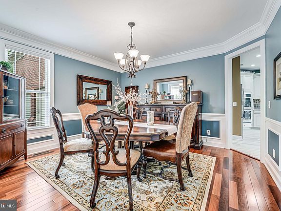 5th image of 8709 Flowering Dogwood Ln